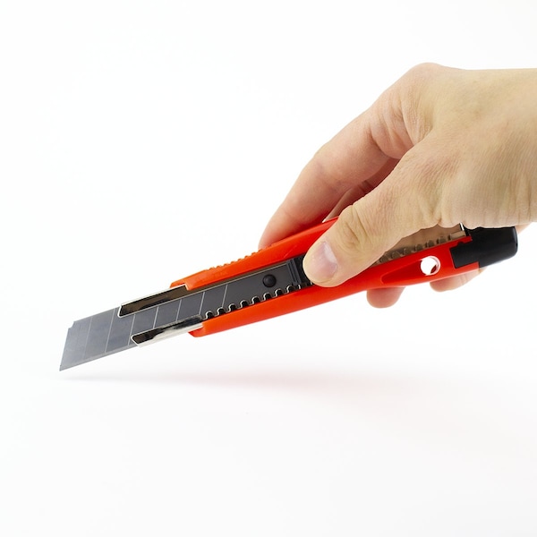 Heavy Duty Plastic Retractable Box Cutter, 18MM Snap Knife, Red 6pk.